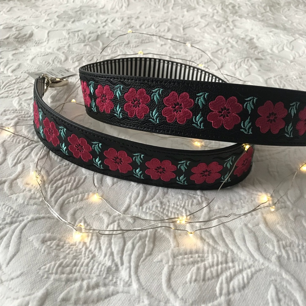 HENRI BENDEL NY GUITAR STRAP NWT